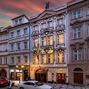 Hotel U Cerneho Orla Prag