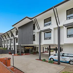 **** Motel Kingsford Smith Australia